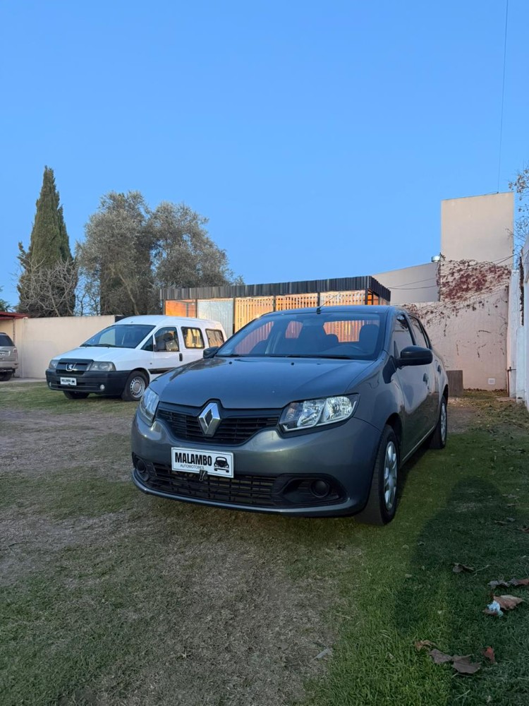 Renault Logan Autentique 1.6 — foto 2